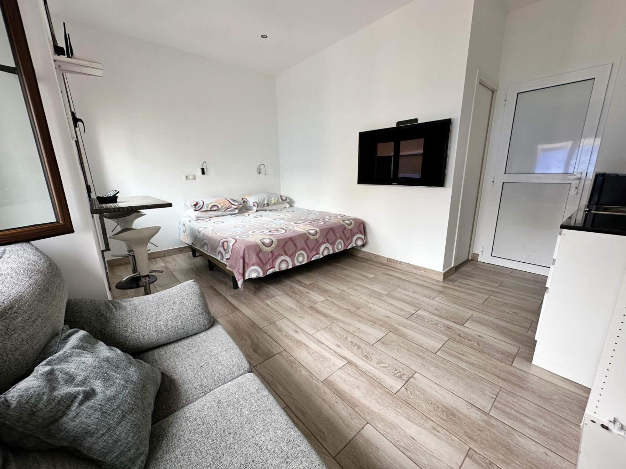 Adorable Urban Suites Las Palmas Room photo