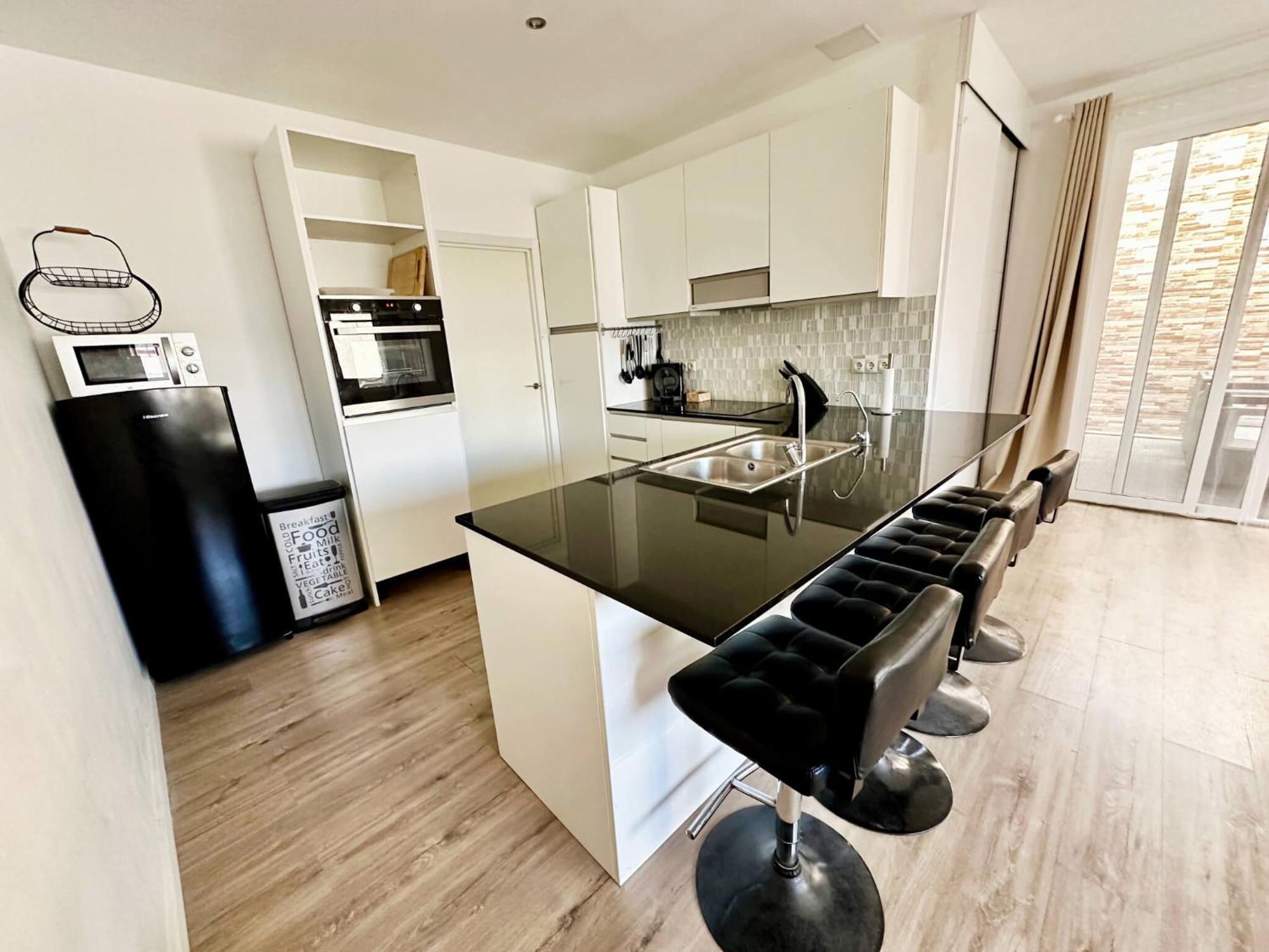 Adorable Urban Suites Las Palmas Room photo